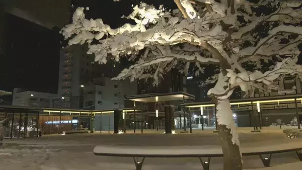 「スリップ事故相次ぐ… 名古屋で今季初の積雪 岐阜･高山市では最大20センチ 白川村では61センチの積雪 “今季最強寒波”襲来」の画像