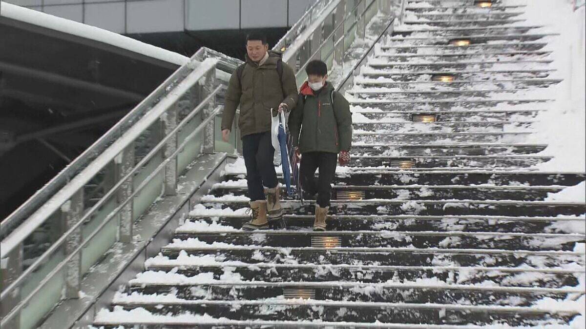 スリップ事故相次ぐ… 名古屋で今季初の積雪 岐阜･高山市では最大20センチ 白川村では61センチの積雪 “今季最強寒波”襲来