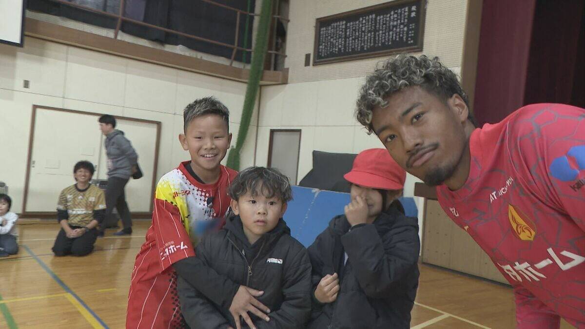 閉校の前に｢サッカー選手を呼びたい｣ 一度断られても諦めず…署名活動も行いグランパスへ猛アピール! 思い出詰まった学び舎で最後の挑戦 愛知･瀬戸市立原山小学校