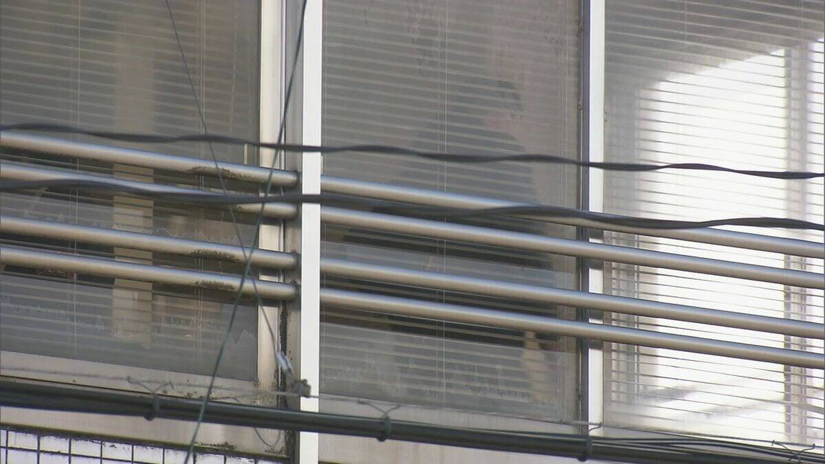 指定暴力団･稲川会の傘下組織｢中島一家｣の事務所を家宅捜索 幹部の男が“ヤミ金融”営んだ疑いで逮捕されたことを受けて 利益は暴力団の資金源になっていたか