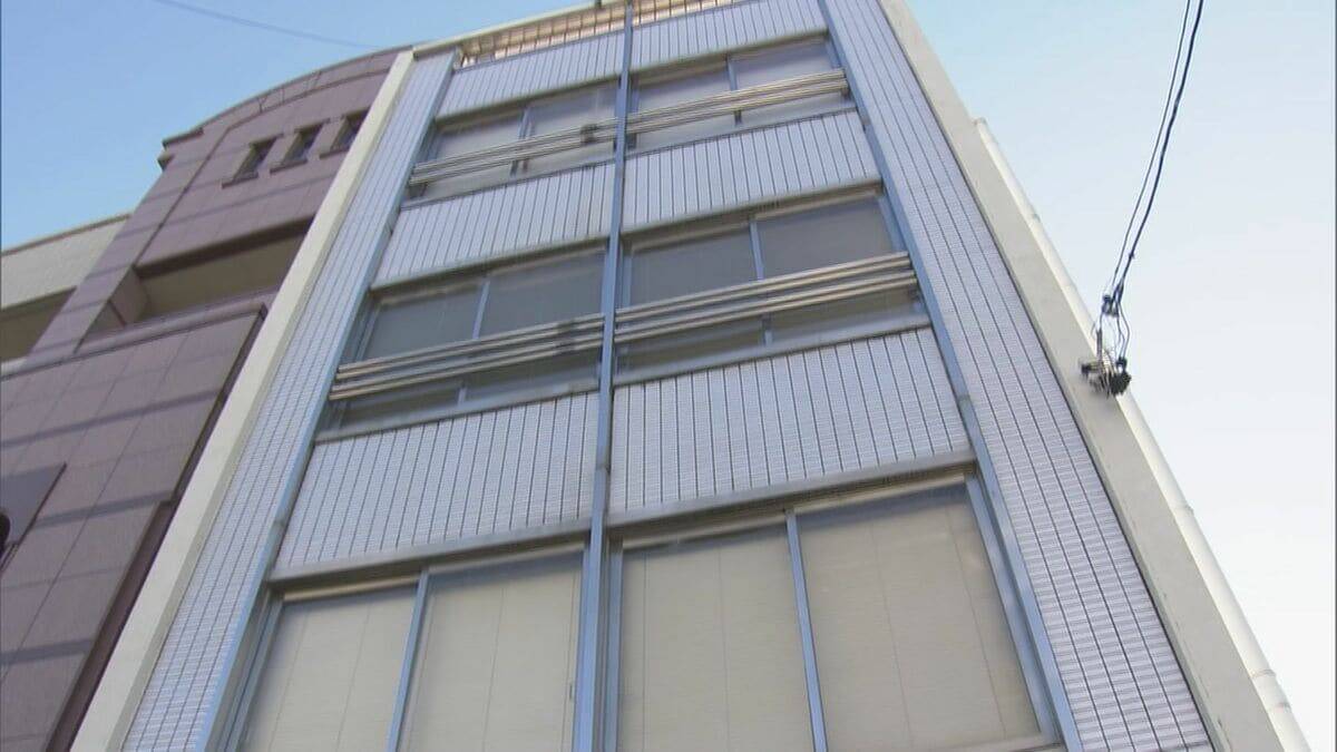 指定暴力団･稲川会の傘下組織｢中島一家｣の事務所を家宅捜索 幹部の男が“ヤミ金融”営んだ疑いで逮捕されたことを受けて 利益は暴力団の資金源になっていたか