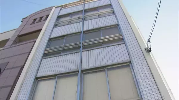 「指定暴力団･稲川会の傘下組織｢中島一家｣の事務所を家宅捜索 幹部の男が“ヤミ金融”営んだ疑いで逮捕されたことを受けて 利益は暴力団の資金源になっていたか」の画像