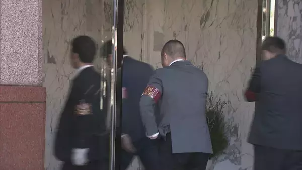 「指定暴力団･稲川会の傘下組織｢中島一家｣の事務所を家宅捜索 幹部の男が“ヤミ金融”営んだ疑いで逮捕されたことを受けて 利益は暴力団の資金源になっていたか」の画像