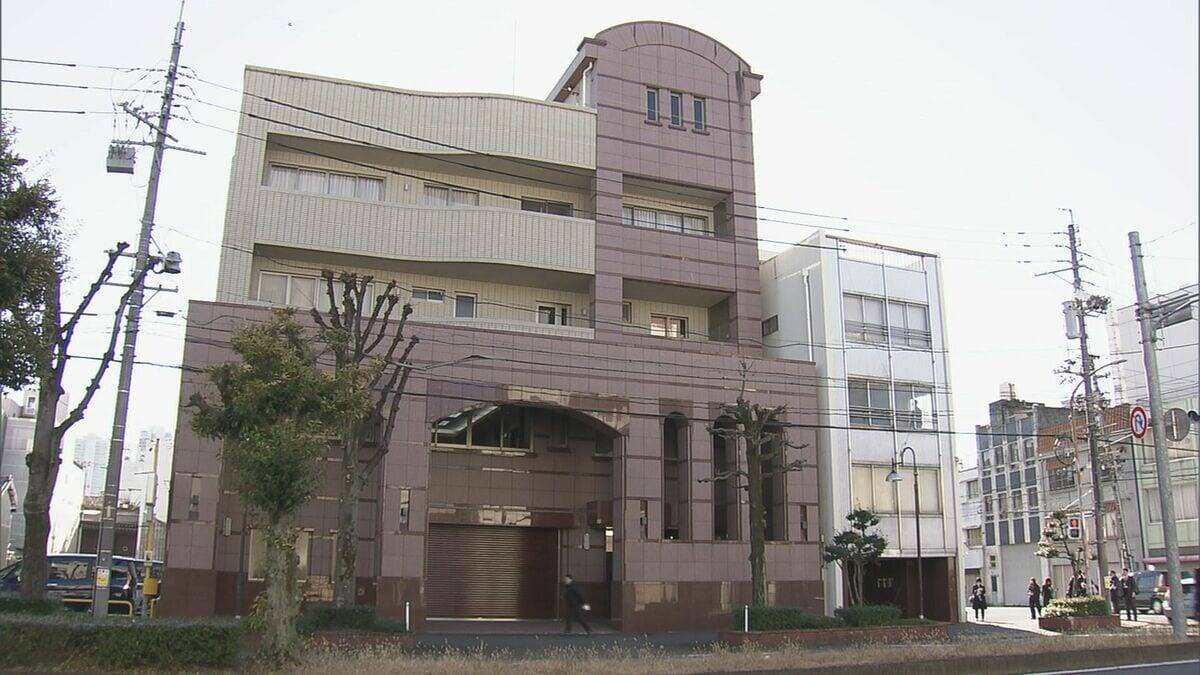 指定暴力団･稲川会の傘下組織｢中島一家｣の事務所を家宅捜索 幹部の男が“ヤミ金融”営んだ疑いで逮捕されたことを受けて 利益は暴力団の資金源になっていたか