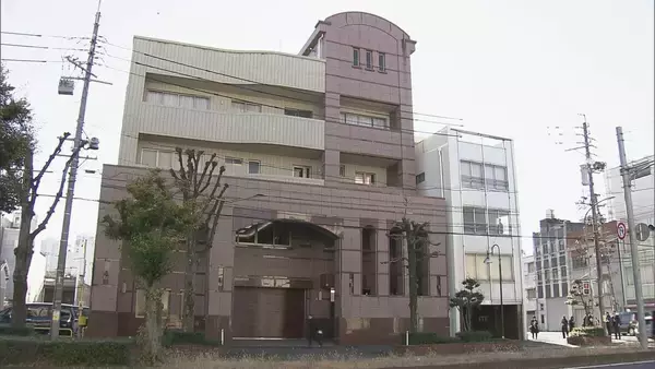「指定暴力団･稲川会の傘下組織｢中島一家｣の事務所を家宅捜索 幹部の男が“ヤミ金融”営んだ疑いで逮捕されたことを受けて 利益は暴力団の資金源になっていたか」の画像