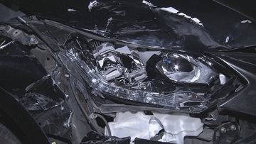無免許運転し交差点で信号待ちの車に追突 乗っていた女性にケガさせ逃げた疑い 現場に車を放置…18歳男を逮捕 三重・津市の国道23号