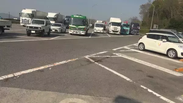 「病院敷地内に倒れていた男性が死亡 直前に“男性3人と口論、鉄パイプで殴られている”との通報も 愛知･豊川市民病院」の画像