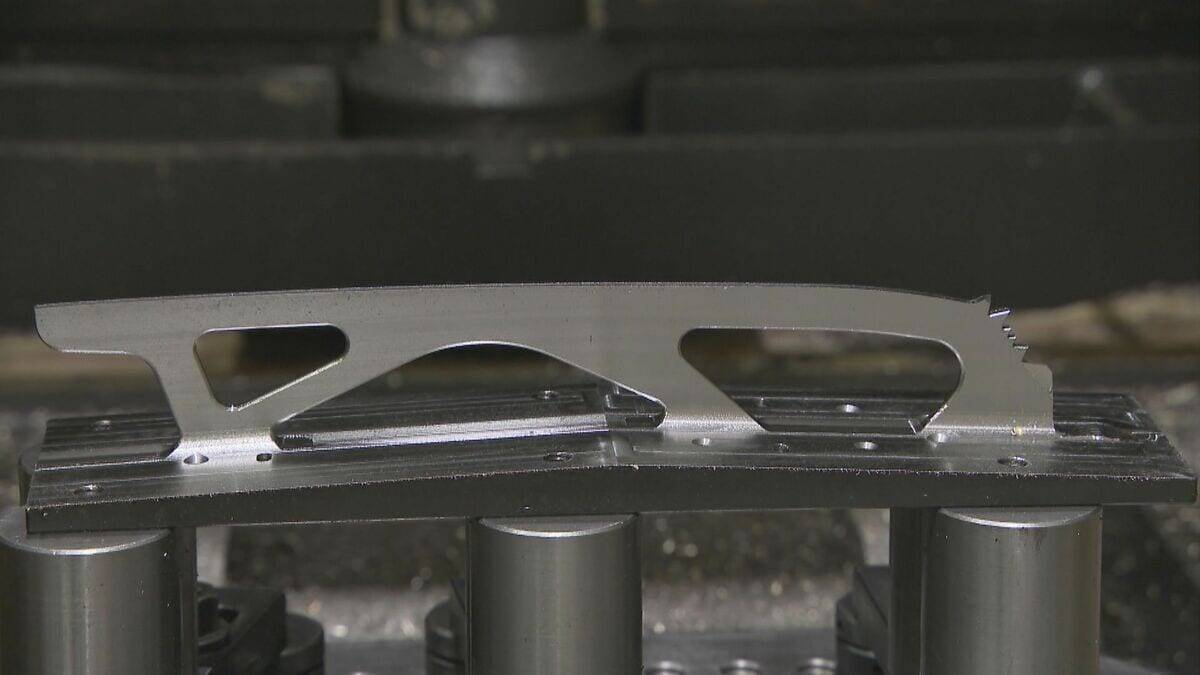 りくりゅうペアの“大逆転”金支えた“ブレード” 製造したのは名古屋の“町工場”｢ものすごくうれしい｣  過去には2人が訪れたことも…【ミラノ・コルティナオリンピック】