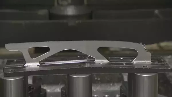 「りくりゅうペアの“大逆転”金支えた“ブレード” 製造したのは名古屋の“町工場”｢ものすごくうれしい｣  過去には2人が訪れたことも…【ミラノ・コルティナオリンピック】」の画像