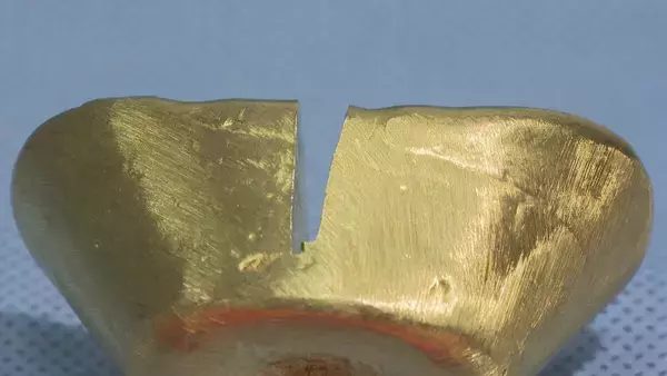 「｢工事現場で掘り出した｣ “純金”とみせかけ現金をだまし取ろうとした疑い 中国籍の男ら3人を逮捕 女性が詐欺を疑い事件発覚」の画像