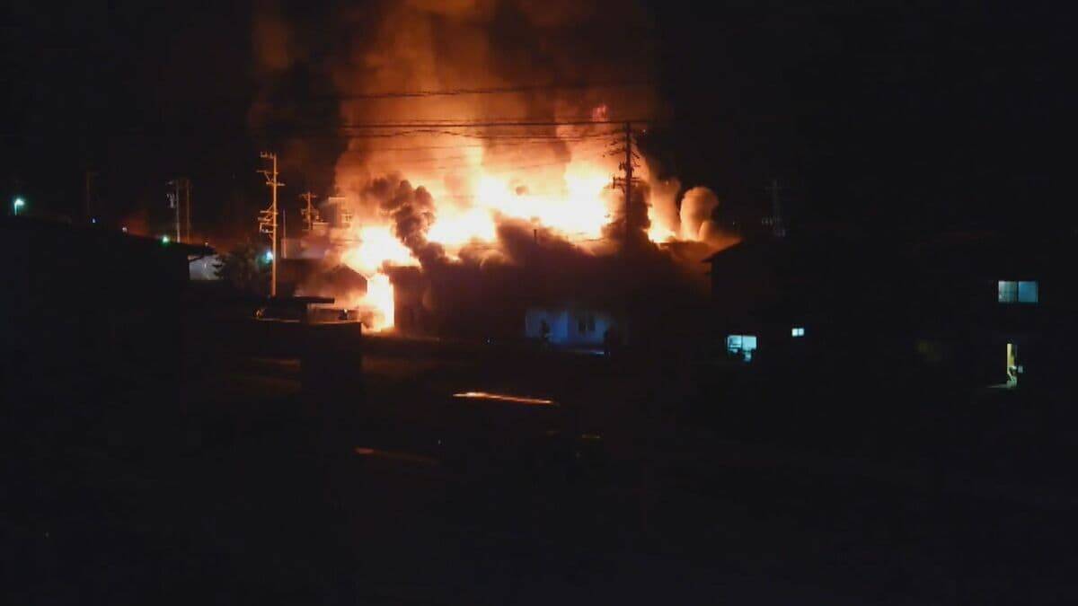 自宅アパートに放火 5人死傷 24歳男はゴミ袋の紙に火をつけた「自暴自棄になって…」弁護側は情状酌量求める 岐阜･高山市