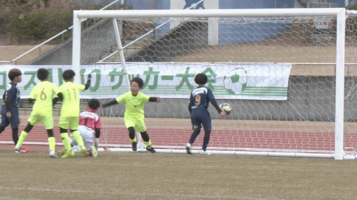 U-10のサッカー公式戦で唯一の東海大会「OKAYA CUP」　8人制サッカーで熱戦を繰り広げる