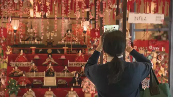 「女の子の健やかな成長と良縁願う“雛のつるし飾り”  江戸時代後期から伝わる伝統工芸 静岡･東伊豆町のつるし飾りなどとともに 3月3日まで展示 名古屋」の画像