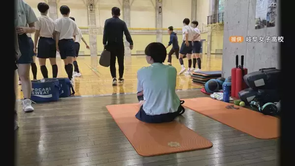 「｢もう終わった…｣ 膝は“ありえない方向”に 強豪バスケ部 岐阜女子高校のエースを襲った悲劇 指導歴約50年の監督が教え続けた“感謝”とは」の画像