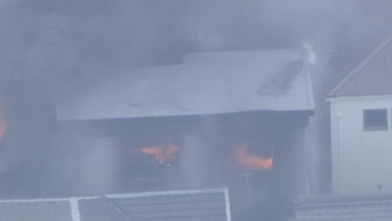 「１階の窓から火が出ている」と通報 住宅火災で焼け跡から1人の遺体　愛知・岡崎市