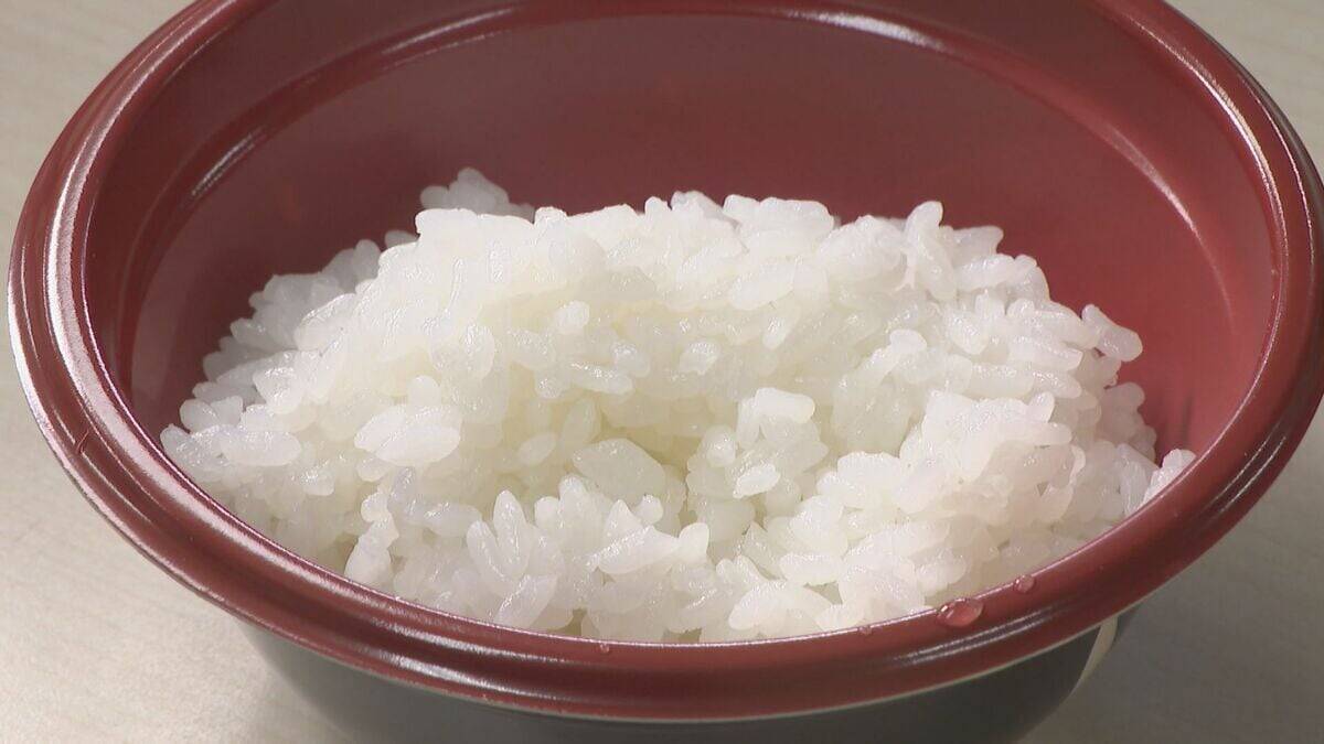 ｢新米の方が値段が下がってしまう可能性も｣ 倉庫には古米が山積みの中… コメの収穫始まる “高温障害”で農家は悲鳴 三重