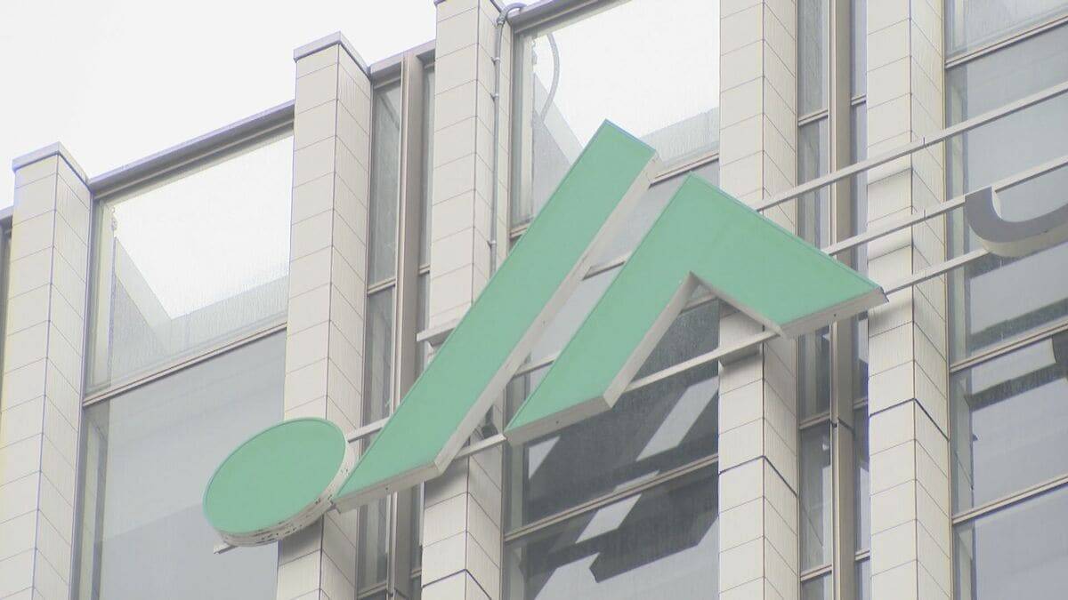 ｢新米の方が値段が下がってしまう可能性も｣ 倉庫には古米が山積みの中… コメの収穫始まる “高温障害”で農家は悲鳴 三重