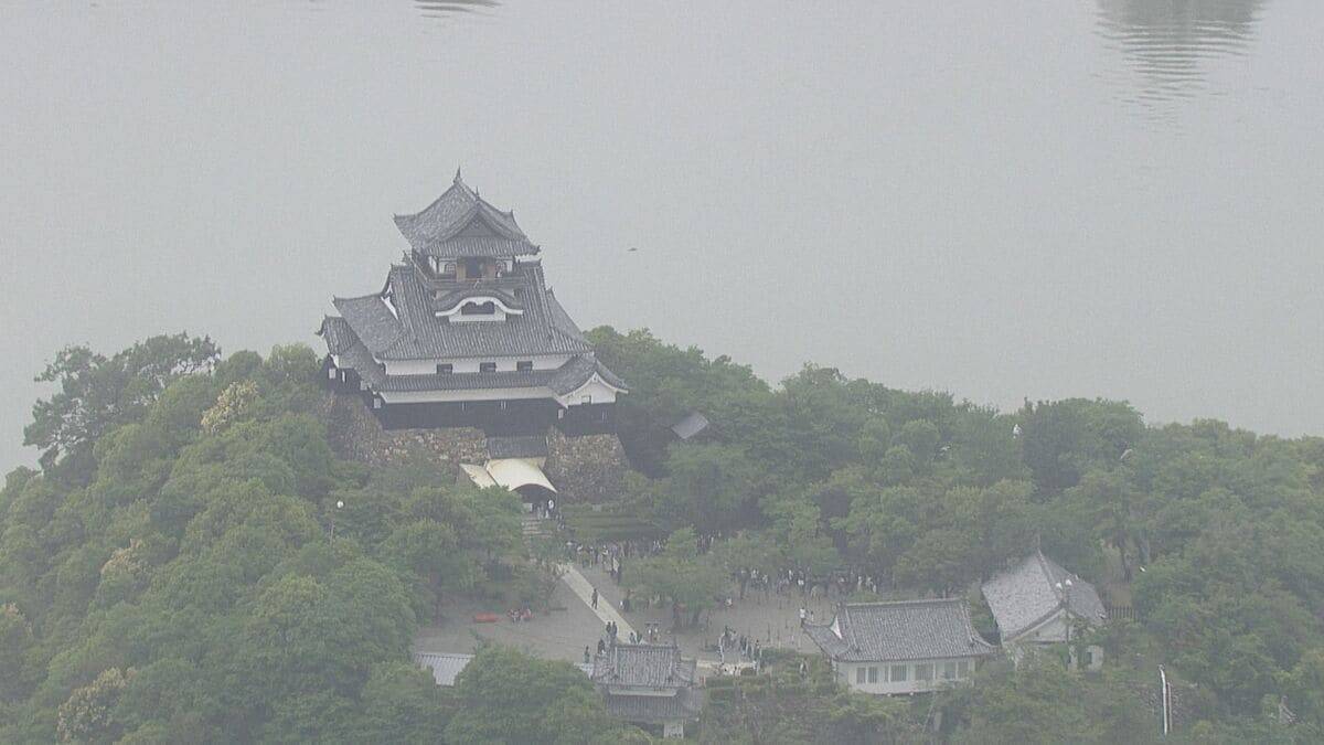 GW終盤 東海3県はどこがにぎわった？ 空から調査 “日本最古の天守” 愛知･犬山城には1時間待ちの行列