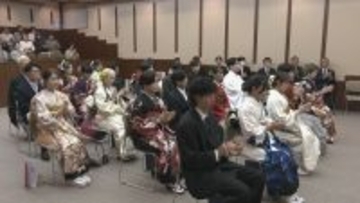 成人を感謝し恩師や旧友と再会を楽しむ　岐阜・高山市で「二十歳のつどい」