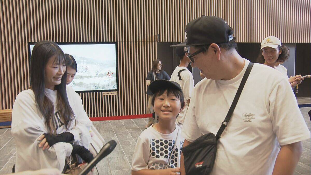 日曜劇場｢VIVANT｣のロケ地 岐阜の“あの場所”が大行列… ｢感動した。本物だ!って｣