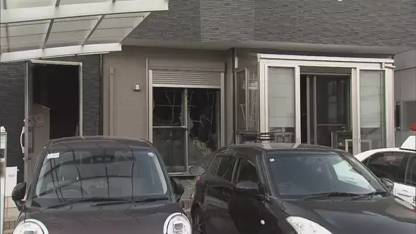 「愛知・豊川市で住宅火災 住人の女性(50)が全身にやけどを負い死亡  午後2時ごろに近隣住民から通報」の画像