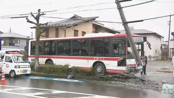 電柱は根元から“折れる” バスが電柱に衝突… 一時約1790戸停電 当時車内には運転手と乗客2人 愛知･春日井市