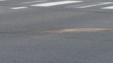 国道153号の信号交差点で乗用車と軽ワゴン車が衝突、ブラジル国籍の男性死亡　愛知・東郷町