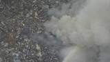 「｢野積みの金属スクラップが燃えている｣ 大同特殊鋼 工場敷地内で火事 12時間以上経過も鎮火せず… 愛知･東海市」の画像2