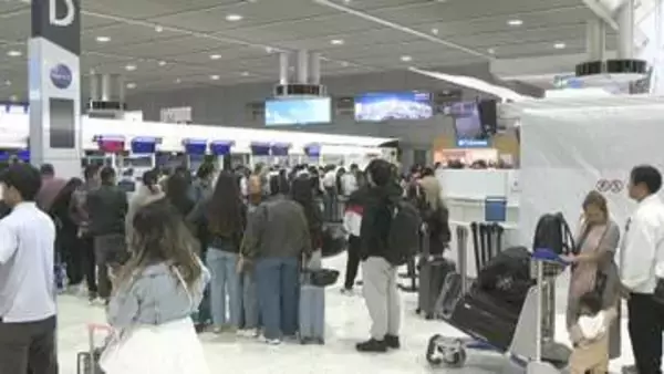 最大１２連休のＧＷ　成田空港では出国ラッシュ　外国人旅行客らの姿も
