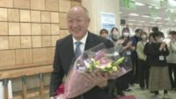 山武・小野崎市長が初登庁　少子高齢化と人口減少が最優先課題　産業用地整備も