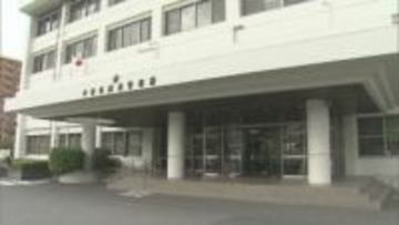 バス車内で女子高校生にわいせつ行為か　女子高校教諭の２０代男を逮捕