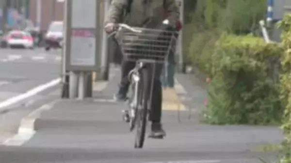 「右側通行に歩道通行も…　自転車の青切符制度初日　千葉県では警告８０件に上る」の画像