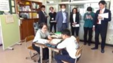 増える外国人児童の日本語指導　千葉市議会が現場視察で課題探る