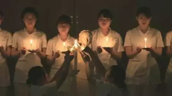 東邦大学でナイチンゲールの精神を受け継ぐ戴灯セレモニー