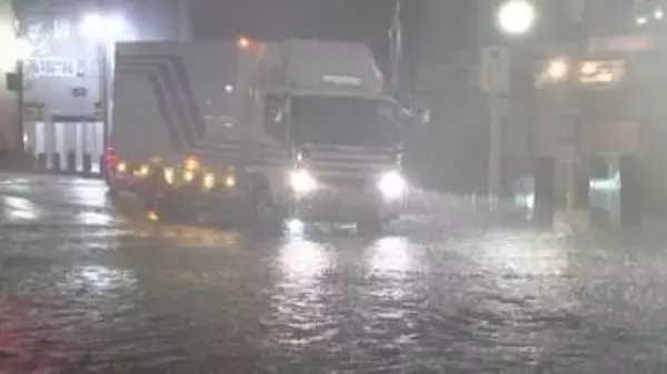 レベル４大雨危険警報でアンダーパス通行規制　豪雨１人死亡　千葉市中央区村田町