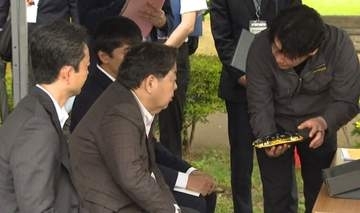 総務相が千葉県視察　千葉市の事業者によるドローン使った下水道管点検技術など