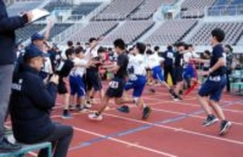 第1中継所での選手誘導リハーサル、広島の全国男子駅伝