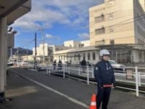 福山で拳銃使用　住宅に立てこもり