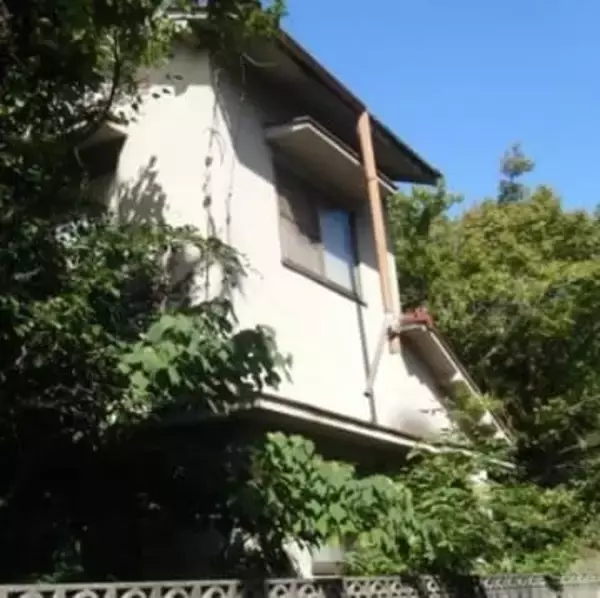 空き家が10年で新たに4000棟、広島県福山市内　放置されれば倒壊の危険性も　売却ためらう娘「亡き母のこだわりの家」