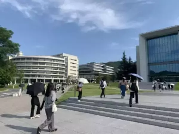 広島の安田女子短大、保育科創設70年式典に卒業生ら320人　3月歴史に幕