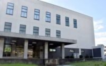 道半ばで夢絶たれた2人の女子大学生、岩国の山陽道で追突のトラック運転手に実刑判決　不注意運転が重大な結果招く