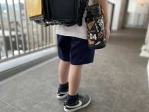 水筒でおなかを強打、内臓を損傷し緊急手術　各地で事故の報告、臓器を摘出したケースも