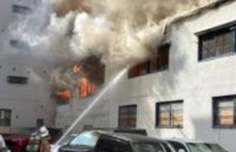 【火事】広島市中区のアパートから出火、延焼中