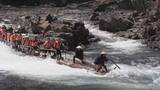 「新緑の中 5.5km 1時間の渓流くだり　北山川観光筏下り　三重・和歌山県境」の画像1