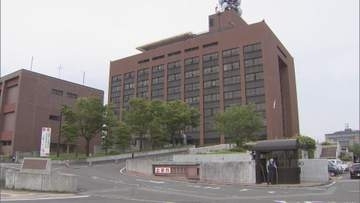 ２０代の女性白バイ隊員が鈴鹿サーキットでの訓練中に転倒　頭を打ち呼びかけ応じず