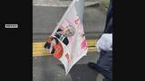 「高市首相らのポスターが破られる　県議は警察に被害届を提出　岐阜・多治見市」の画像1