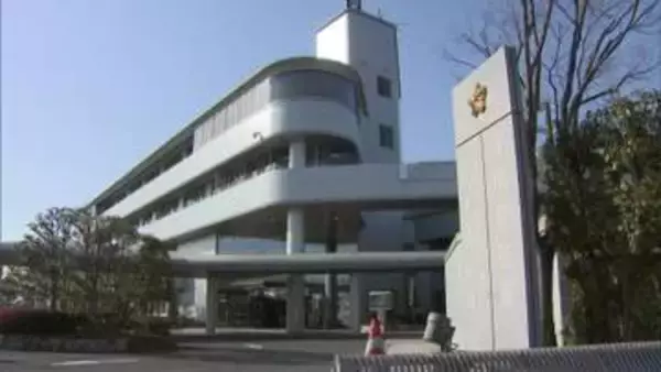花火を児童の首に当てたか　学童保育の支援員を逮捕　「分かりません」と容疑を否認　三重・津市