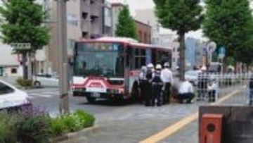 路線バスと軽乗用車の接触事故　乗客の男女2人軽傷　岐阜市