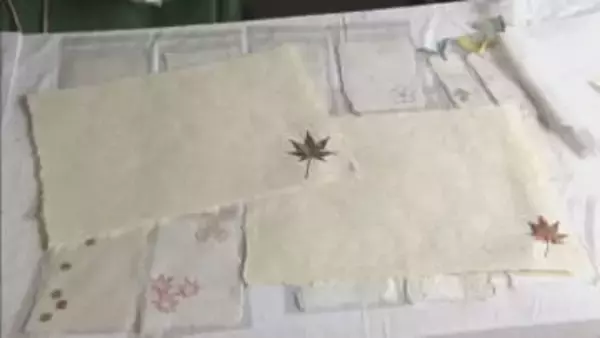 伝統工芸「山中和紙」で卒業証書づくり　岐阜・飛騨市