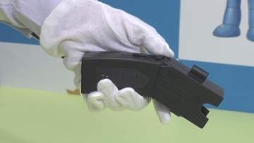 車内にテーザー銃を所持か　会社員を銃刀法違反の疑いで書類送検　岐阜北警察署